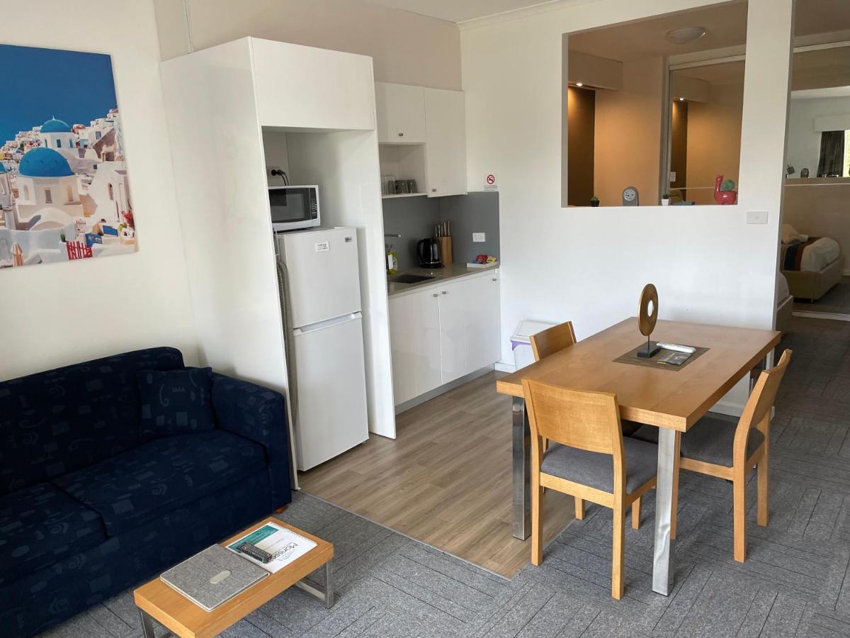Morisset Serviced Apartments ภายนอก รูปภาพ