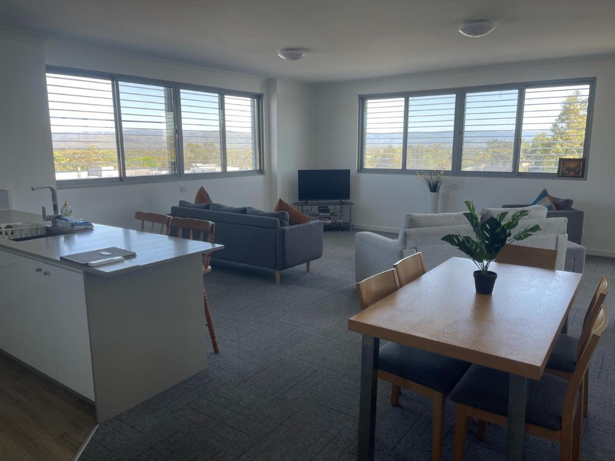 Morisset Serviced Apartments ภายนอก รูปภาพ
